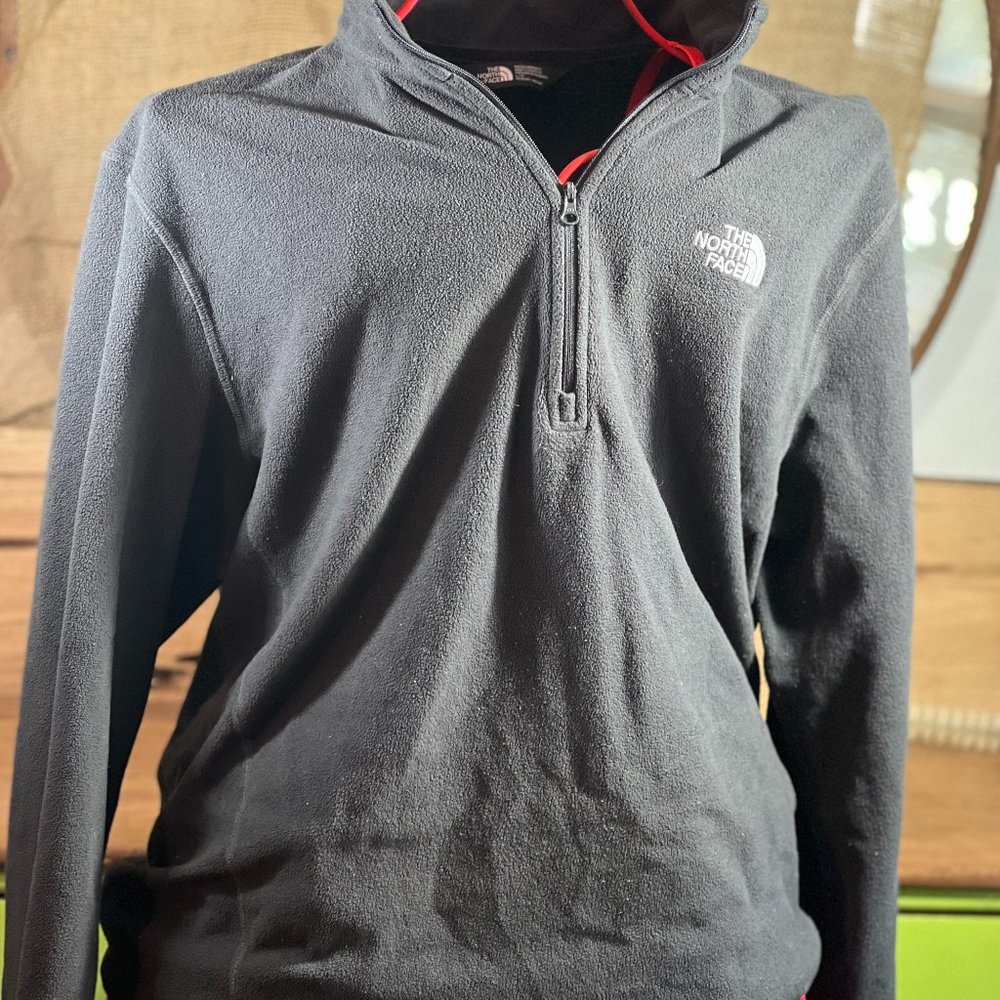 North Face Quarter Zip